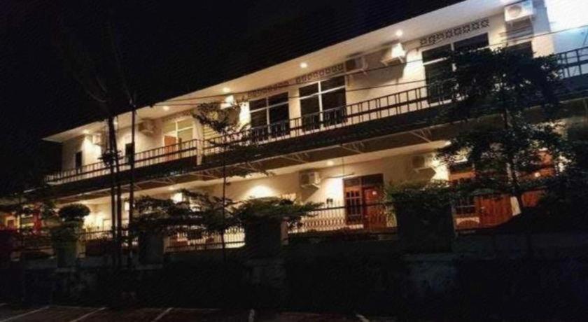 New Mira Hotel Σεμαράνγκ Εξωτερικό φωτογραφία