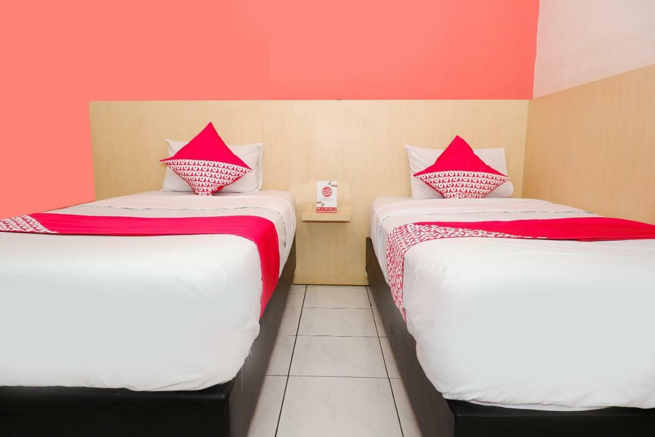 New Mira Hotel Σεμαράνγκ Εξωτερικό φωτογραφία