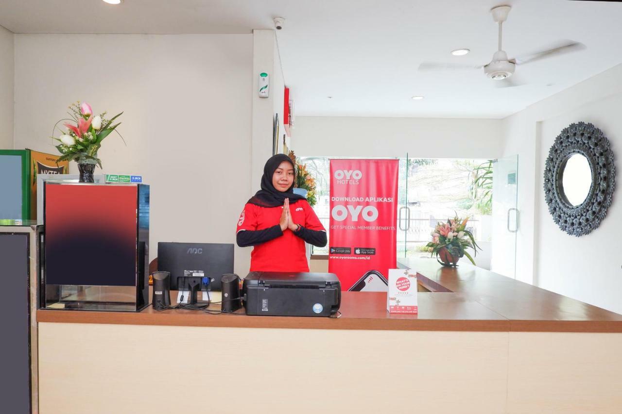 New Mira Hotel Σεμαράνγκ Εξωτερικό φωτογραφία