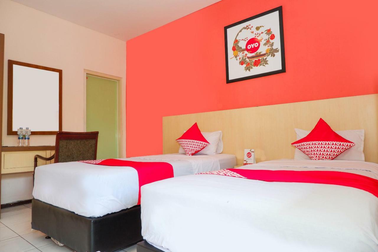 New Mira Hotel Σεμαράνγκ Εξωτερικό φωτογραφία